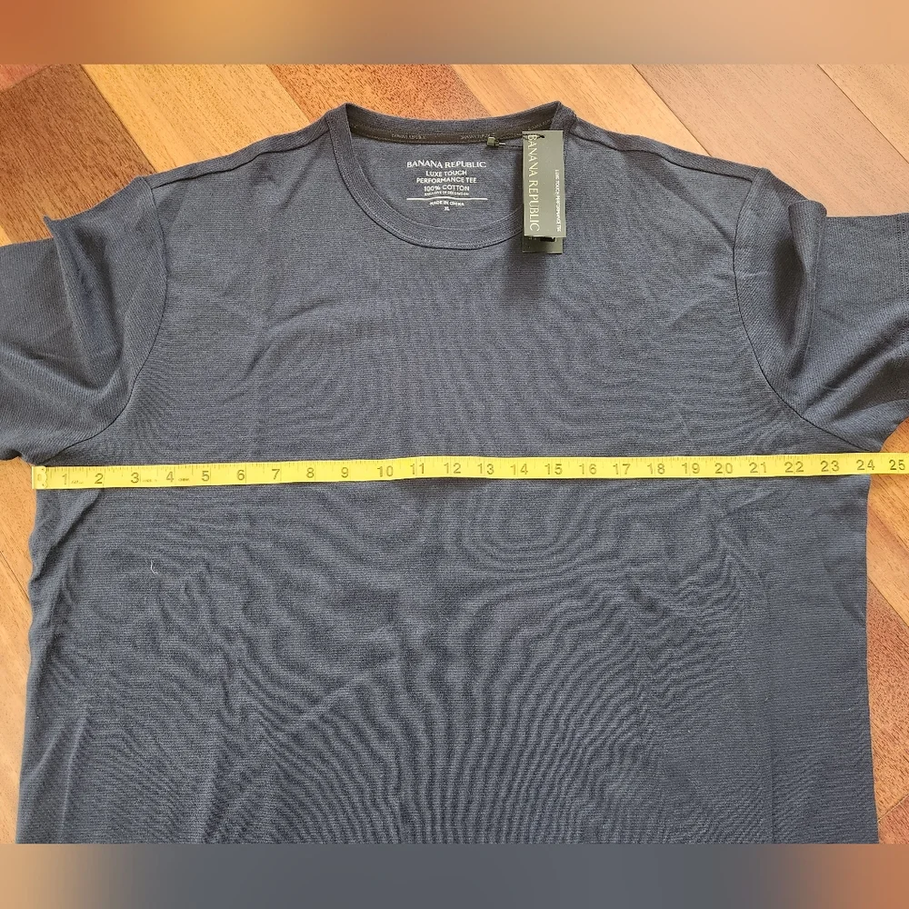 Banana Republic Men's Luxe Touch Performance T-Shirt -BLUE -XL **NEW